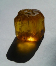 Heliodore Golden Beryl Crystal Facet Rough